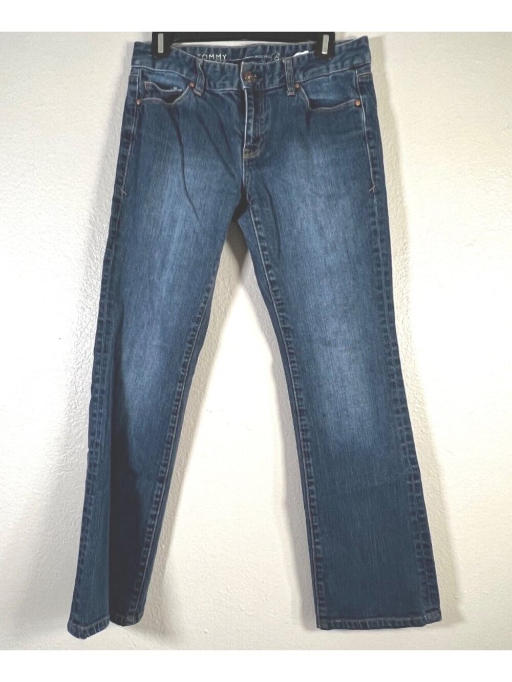 Tommy Hilfiger Womens Jeans  30x28 Size 6 Blue Low Rise Boot Medium Wash Denim - Picture 3 of 7